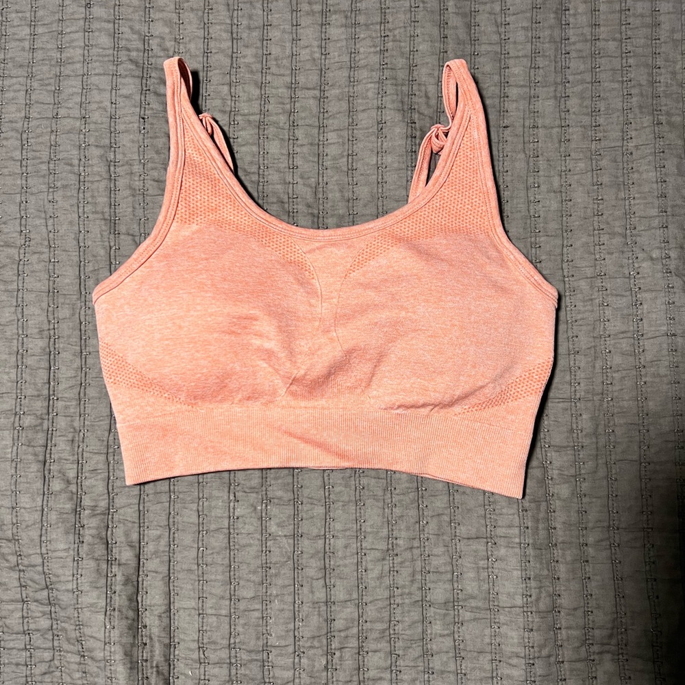 Seamless peach Sports Bra